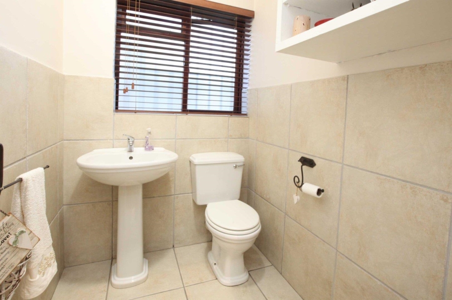 4 Bedroom Property for Sale in Welgemoed Western Cape